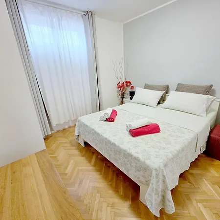 Apartman Luna 1